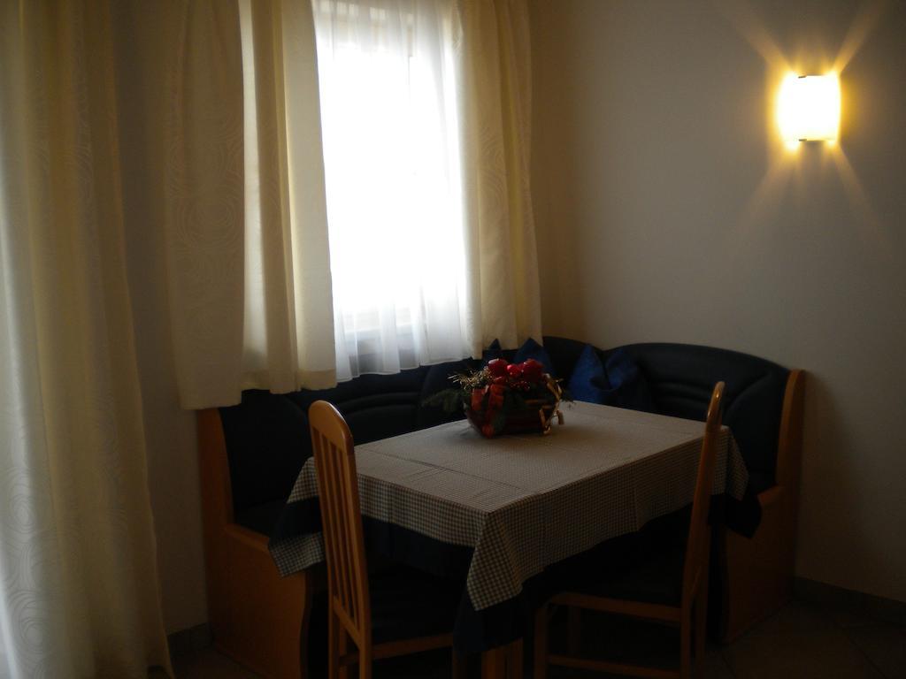 Apartamento Haus Helene Rauris Habitación foto